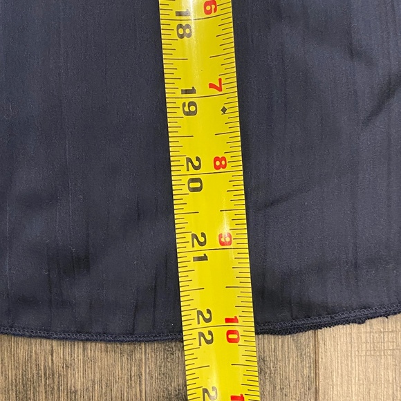 🚫SOLD🚫 NWT Abercrombie & Fitch Sheer Plisse Pleated Sleeveless Shell Top - Picture 10 of 10